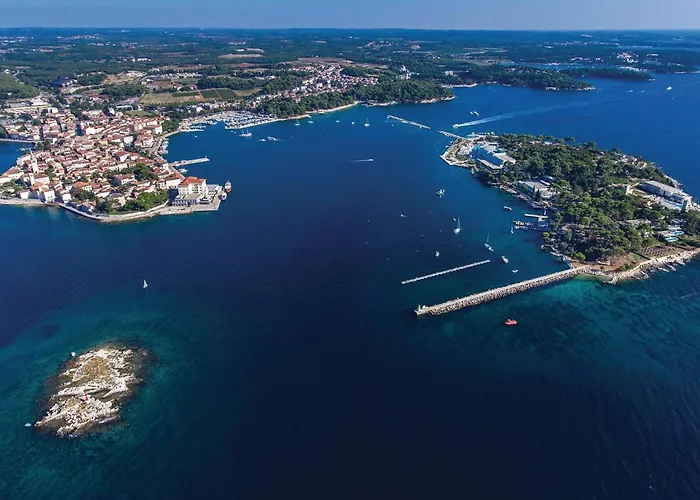 Gorgeous In Prázdninový dům *