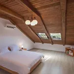 Holiday home Pet Friendly In *