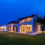 Pet Friendly In Holiday home *