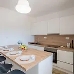 Pet Friendly In Porec